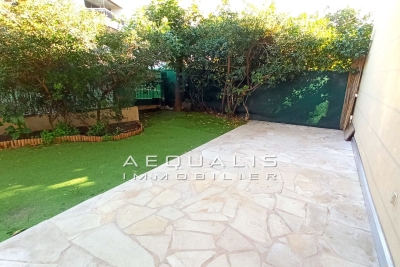 Appartement &agrave; louer &agrave; ST-LAURENT-DU-VAR Carnot - 2 pi&egrave;ces - 47 m&sup2; 