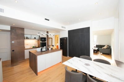Appartement &agrave; vendre &agrave; LE CANNET Carnot - 4 pi&egrave;ces - 127 m&sup2; 
