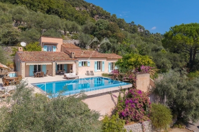 Maison &agrave; vendre maison avec jardin notre dame 3 