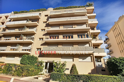 Appartement &agrave; louer &agrave; LE CANNET  - 4 pi&egrave;ces - 93 m&sup2; 