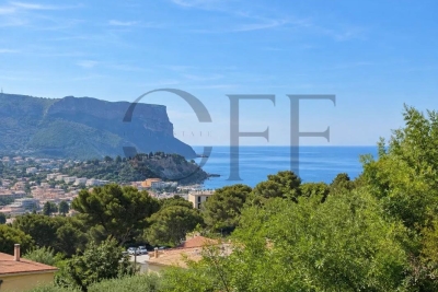 Maison &agrave; vendre &agrave; Cassis  - 6 pi&egrave;ces 135 m&sup2; 