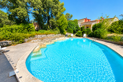 Maison &agrave; vendre &agrave; Sussargues  - 7 pi&egrave;ces 220 m&sup2; 