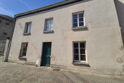 Bien &agrave; vendre &agrave; Sable sur Sarthe   217 m&sup2; 