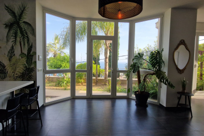 Maison &agrave; louer &agrave; ROQUEBRUNE-CAP-MARTIN Garibaldi - 5 pi&egrave;ces - 180 m&sup2; 