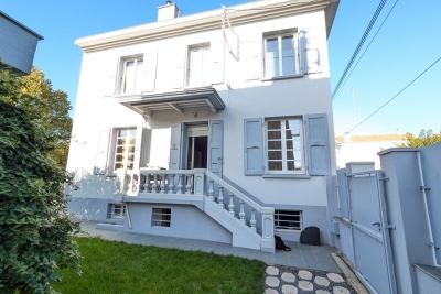 Maison &agrave; vendre &agrave; Romans-sur-Isère  - 8 pi&egrave;ces 217 m&sup2; 