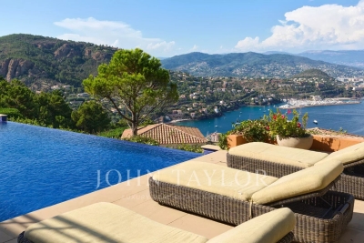 Maison &agrave; vendre &agrave; Théoule-sur-Mer  - 7 pi&egrave;ces 350 m&sup2; 