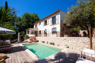 Maison &agrave; vendre &agrave; St-Paul-de-Vence  - 5 pi&egrave;ces 165 m&sup2; 
