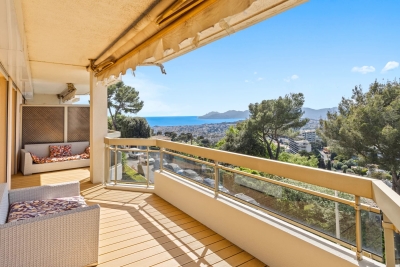 Apartment for sale in LE CANNET Quartiers Est Les Salettes-Les Campons - 3 rooms - 86 m&sup2; 