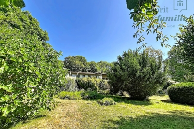 Maison &agrave; vendre &agrave; FONTAINES ST MARTIN  - 5 pi&egrave;ces - 234 m&sup2; 