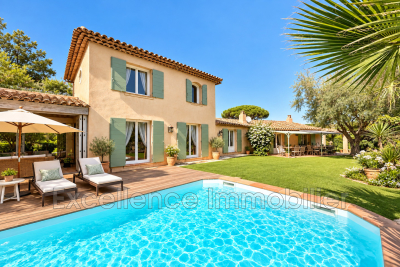 House for sale in STE-MAXIME  - 5 rooms - 170 m&sup2; 