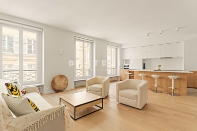 Appartement &agrave; vendre &agrave; Paris 7Eme  - 2 pi&egrave;ces 77 m&sup2; 
