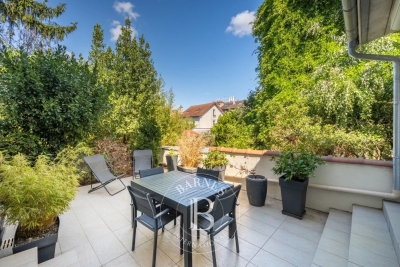 Maison &agrave; vendre &agrave; VERSAILLES Notre Dame 1 - 5 pi&egrave;ces - 128 m&sup2; 