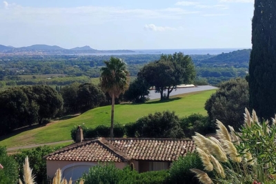 Maison &agrave; vendre &agrave; Roquebrune-sur-Argens  - 5 pi&egrave;ces 96 m&sup2; 