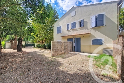 Maison &agrave; vendre &agrave; Grimaud  - 19 pi&egrave;ces 520 m&sup2; 