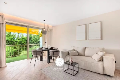 Appartement &agrave; vendre &agrave; ROQUEBRUNE-CAP-MARTIN Cabbe-Saint Roman - 2 pi&egrave;ces - 53 m&sup2; 