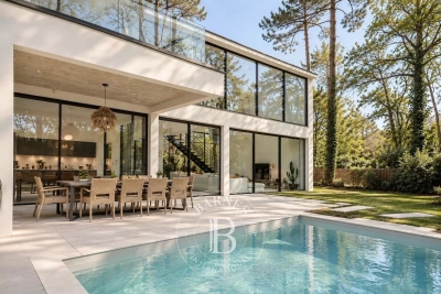 Maison &agrave; vendre &agrave; La Teste-de-Buch  - 5 pi&egrave;ces 245 m&sup2; 