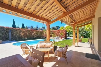Maison &agrave; vendre &agrave; La Gaude  - 6 pi&egrave;ces 200 m&sup2; 