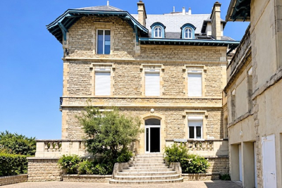 Appartement à vendre pied portes