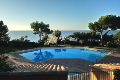 Appartement &agrave; vendre &agrave; ST-MANDRIER-SUR-MER Horts Sables - 2 pi&egrave;ces - 51 m&sup2; 