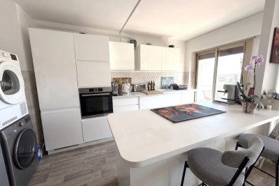 Appartement &agrave; vendre &agrave; Mandelieu-la-Napoule  - 3 pi&egrave;ces 73 m&sup2; 