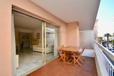 Apartment for sale in JUAN-LES-PINS  - 2 rooms - 52 m&sup2; 