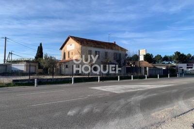 Commerce &agrave; vendre &agrave; SORGUES  - 9 pi&egrave;ces - 380 m&sup2; 