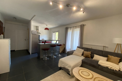 Appartement &agrave; louer &agrave; TASSIN-LA-DEMI-LUNE  - 2 pi&egrave;ces - 46 m&sup2; 