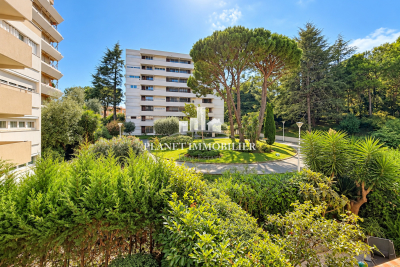 Appartement &agrave; vendre &agrave; Antibes  - 3 pi&egrave;ces 68 m&sup2; 