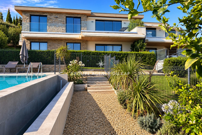 Apartment for sale in STE-MAXIME  - 4 rooms - 104 m&sup2; 