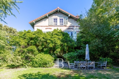Maison &agrave; vendre &agrave; Sevres  - 8 pi&egrave;ces 320 m&sup2; 