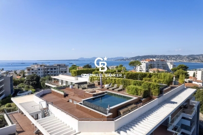 Apartment for sale in ANTIBES  - 5 rooms - 184 m&sup2; 