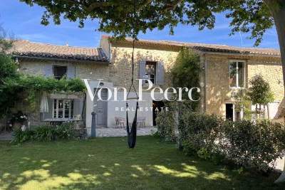 Maison &agrave; vendre &agrave; NOVES  - 7 pi&egrave;ces - 192 m&sup2; 
