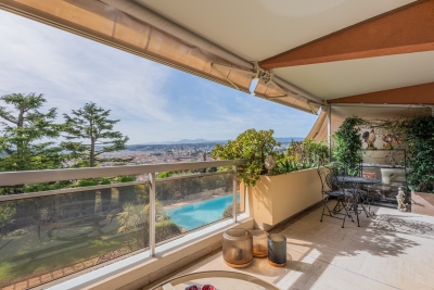 Appartement &agrave; vendre &agrave; Nice  - 3 pi&egrave;ces 83 m&sup2; 