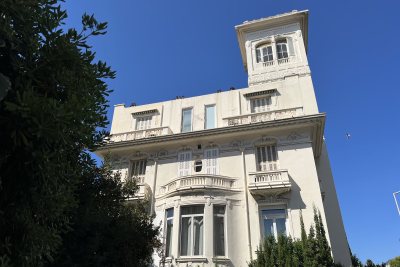 Appartement &agrave; louer &agrave; NICE  - 3 pi&egrave;ces - 91 m&sup2; 