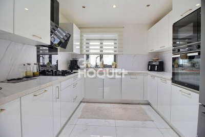 Maison &agrave; vendre &agrave; Beaucaire  - 4 pi&egrave;ces 126 m&sup2; 