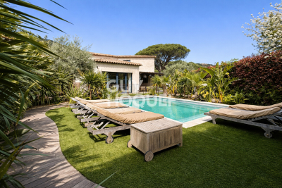 Maison &agrave; vendre villa en pierre cavalaire sur mer 