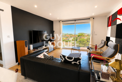 Appartement à vendre appartement calme cavalaire sur mer