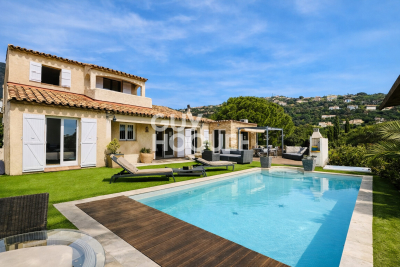 Maison &agrave; vendre villas a louer cavalaire sur mer 