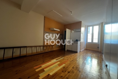 Appartement &agrave; louer &agrave; CREST Valaurie - 2 pi&egrave;ces - 32 m&sup2; 