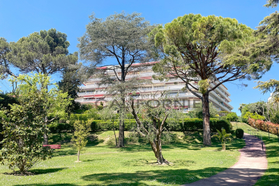 Appartement &agrave; vendre 3 chambres vue sur la mer 