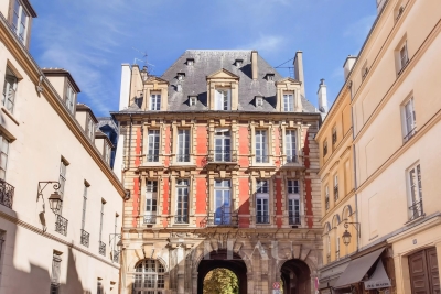 Appartement &agrave; vendre appartements a vendre place des vosges 75004 paris 4eme 