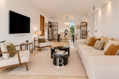 Apartment for sale in ST-TROPEZ  - 5 rooms - 100 m&sup2; 