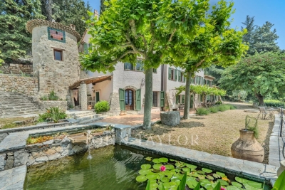 Maison &agrave; vendre hectare grasse 