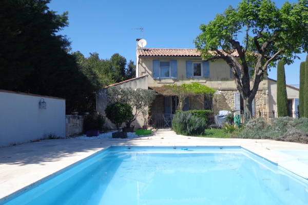 ST-RÉMY-DE-PROVENCE - Annonce Maison à vendre 8 pièces - 170 m² ST-RÉMY-DE-PROVENCE - Annonce Maison à vendre 8 pièces - 170 m²