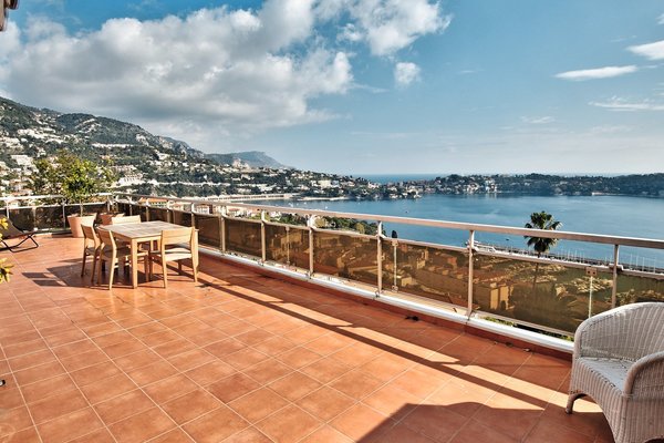 VILLEFRANCHE-SUR-MER - Annonce Appartement à vendre 3 pièces - 91 m² VILLEFRANCHE-SUR-MER - Annonce Appartement à vendre 3 pièces - 91 m²