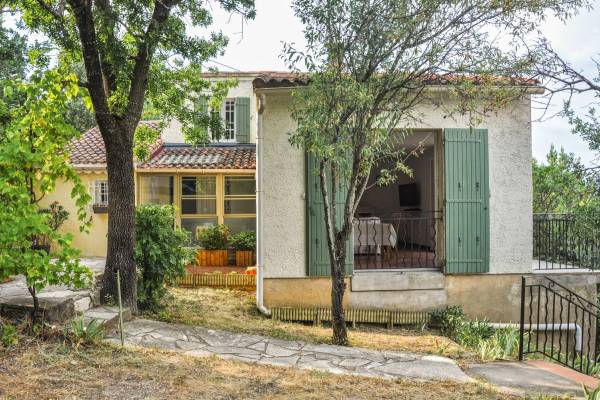 APT - Annonce Maison à vendre 4 pièces - 83 m² APT - Annonce Maison à vendre 4 pièces - 83 m²