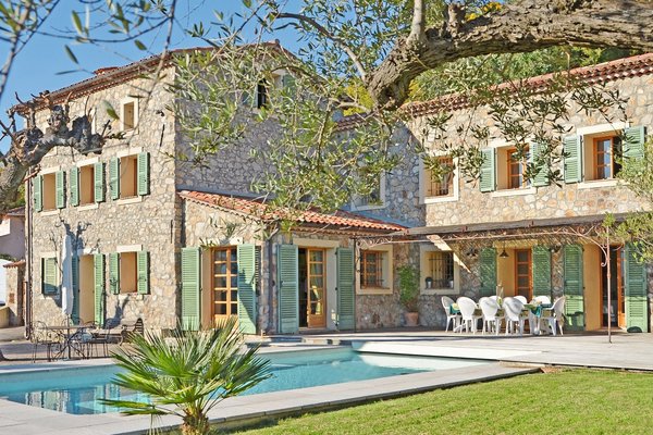 LA ROQUETTE-SUR-SIAGNE - Annonce Maison à vendre 6 pièces - 280 m² LA ROQUETTE-SUR-SIAGNE - Annonce Maison à vendre 6 pièces - 280 m²