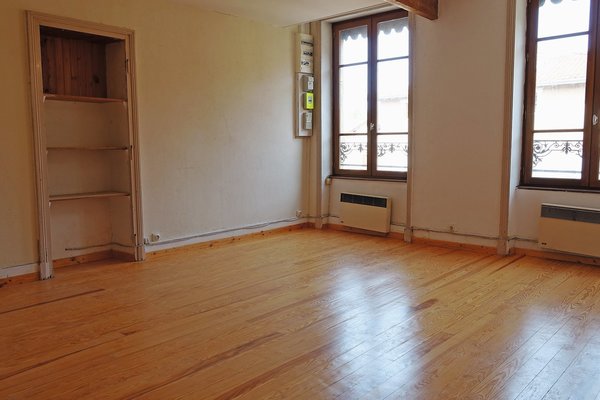 CHESSY - Annonce Appartement à vendre 3 pièces - 90 m² CHESSY - Annonce Appartement à vendre 3 pièces - 90 m²