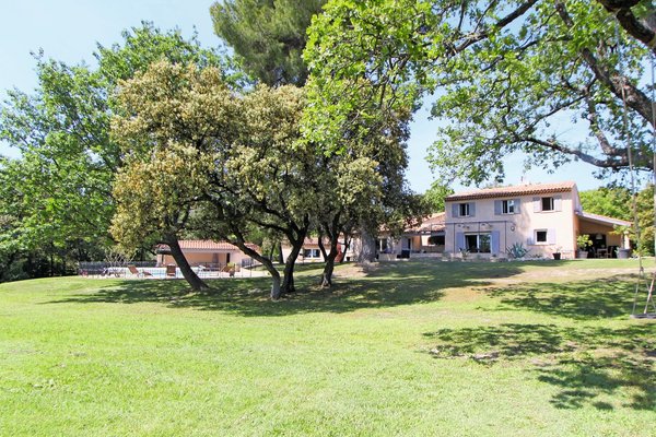 VENELLES - Annonce Maison à vendre 8 pièces - 250 m² VENELLES - Annonce Maison à vendre 8 pièces - 250 m²