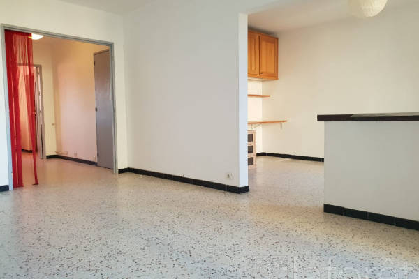 COGOLIN - Annonce Appartement à vendre 5 pièces - 73 m² COGOLIN - Annonce Appartement à vendre 5 pièces - 73 m²